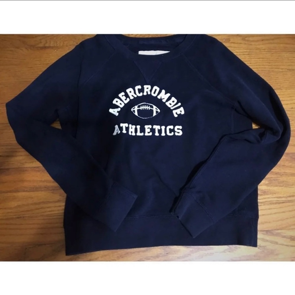 Large Abercrombie& Fitch Pullover Sweater